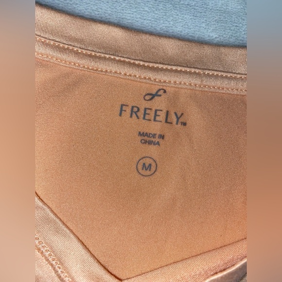 Freely woman’s Solid Sleeveless Top, Coral - Picture 5 of 10